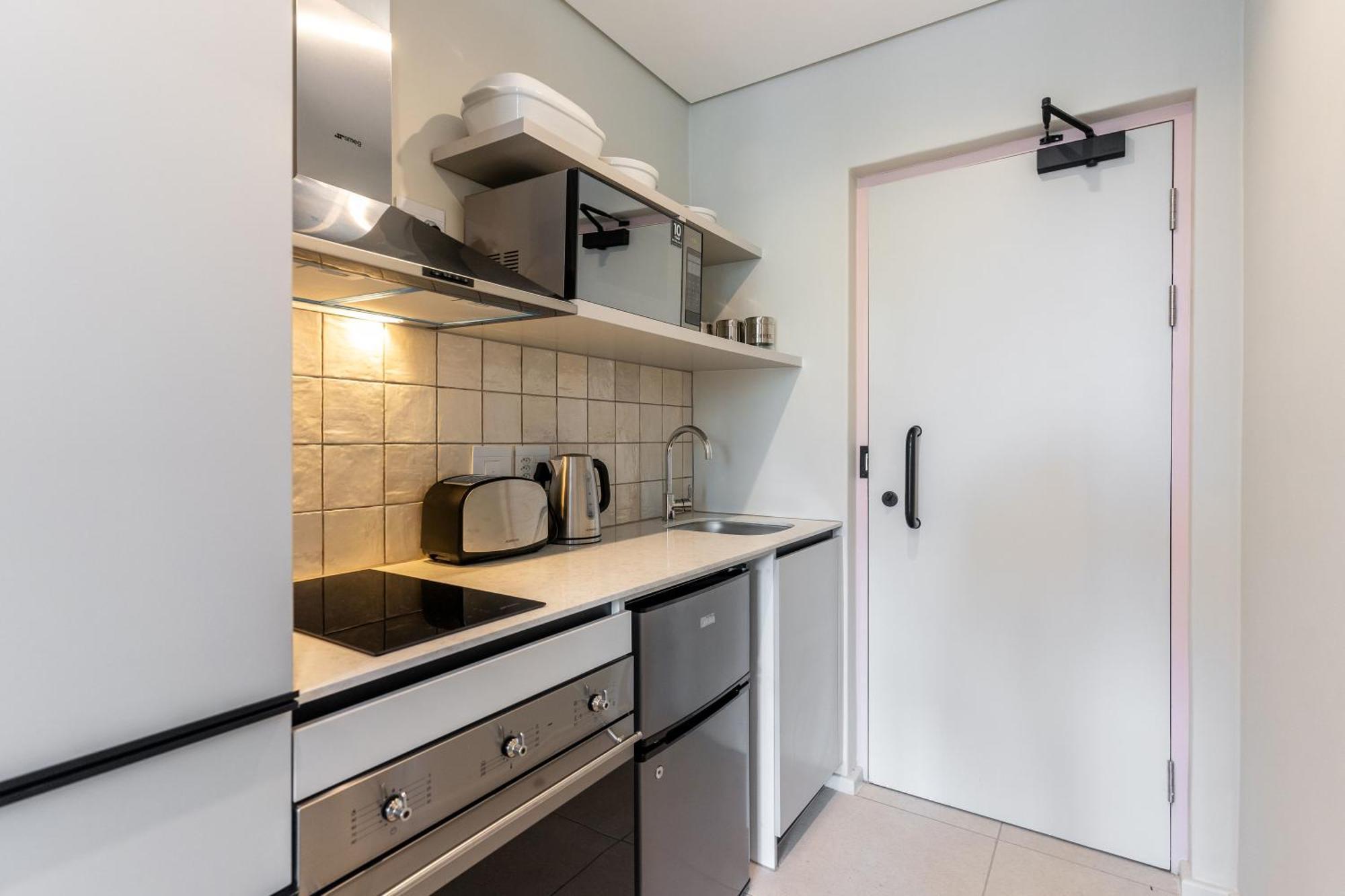 The Rose207: Modern Corner Studio With Views Κέιπ Τάουν Εξωτερικό φωτογραφία