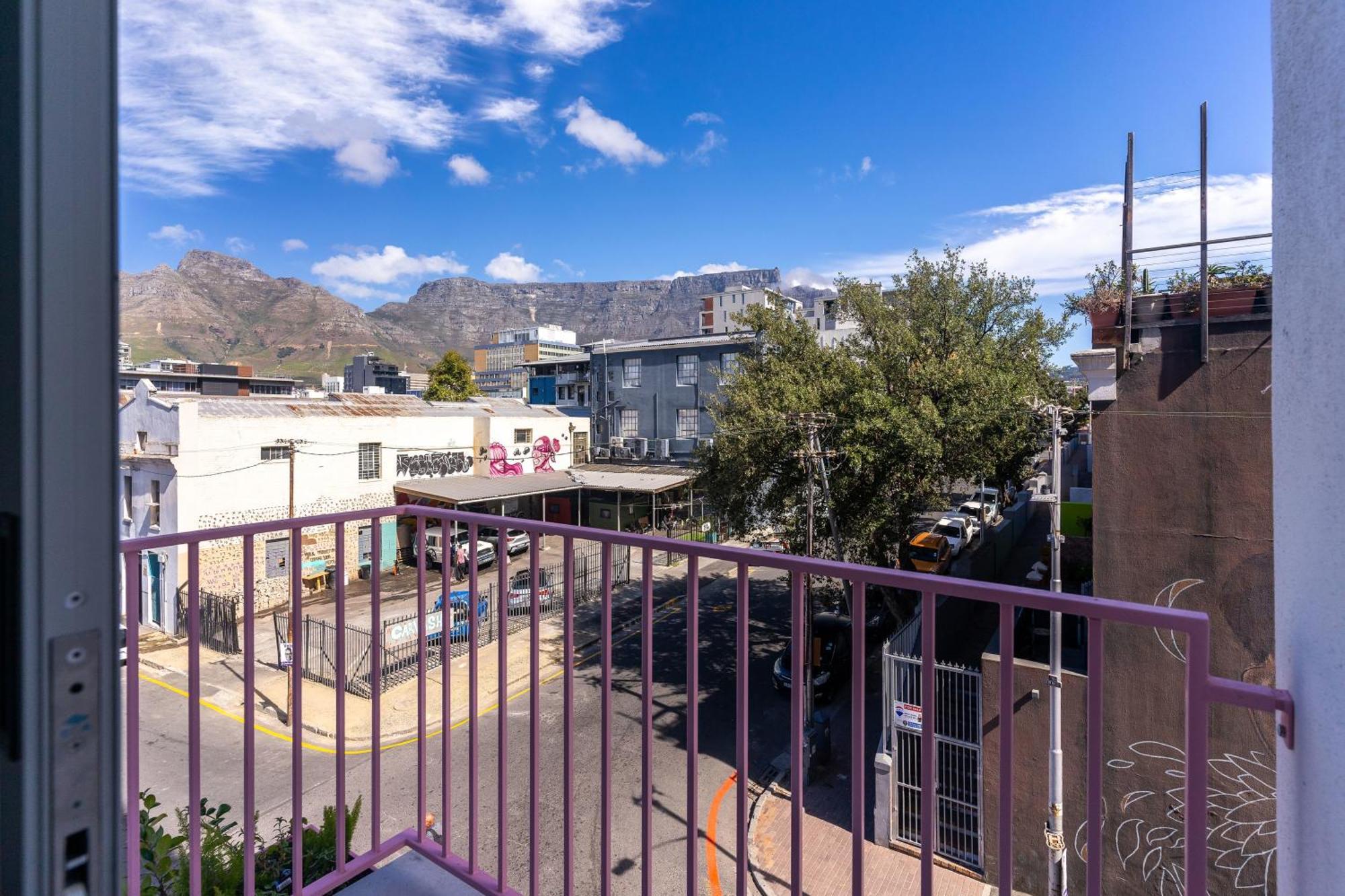 The Rose207: Modern Corner Studio With Views Κέιπ Τάουν Εξωτερικό φωτογραφία